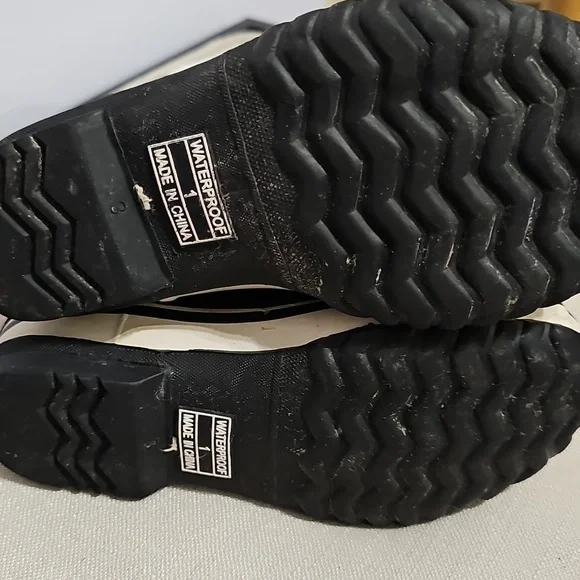 Sorel Kids Water Duck Boots - Picture 11 of 11